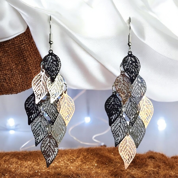 🆕Boho Chic Multicolor Leaf Dangle Earrings Lightweight Festival Trendy Jewelry - Picture 1 of 14